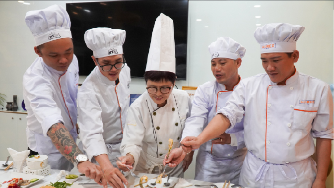 BẾP-TRƯỞNG-13@2x-100